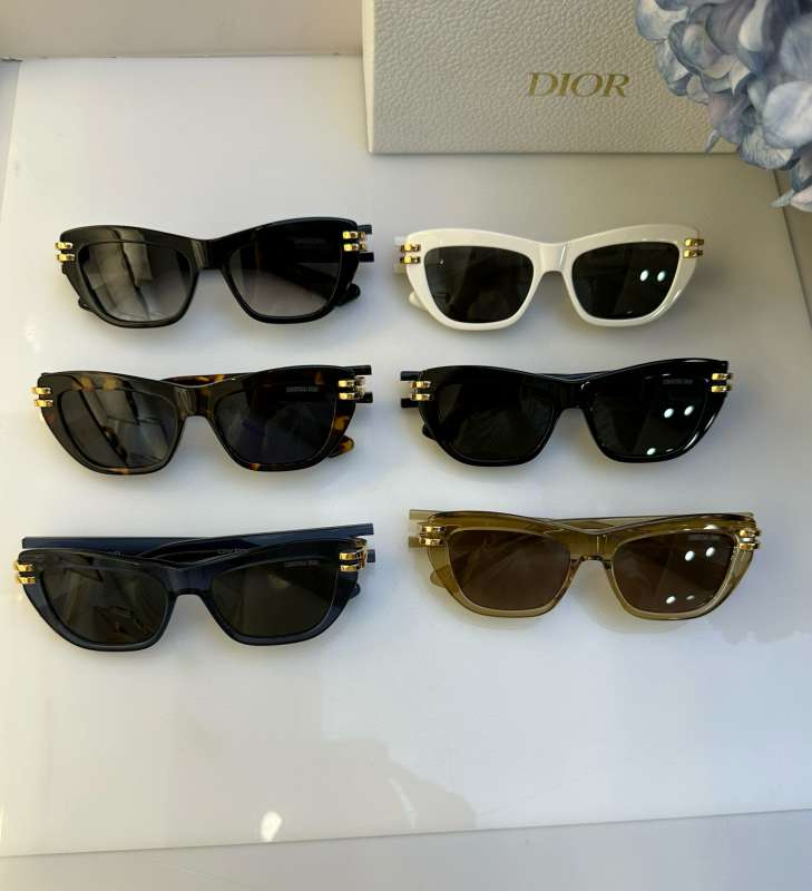 Picture of Dior Sunglasses _SKUfw55532229fw